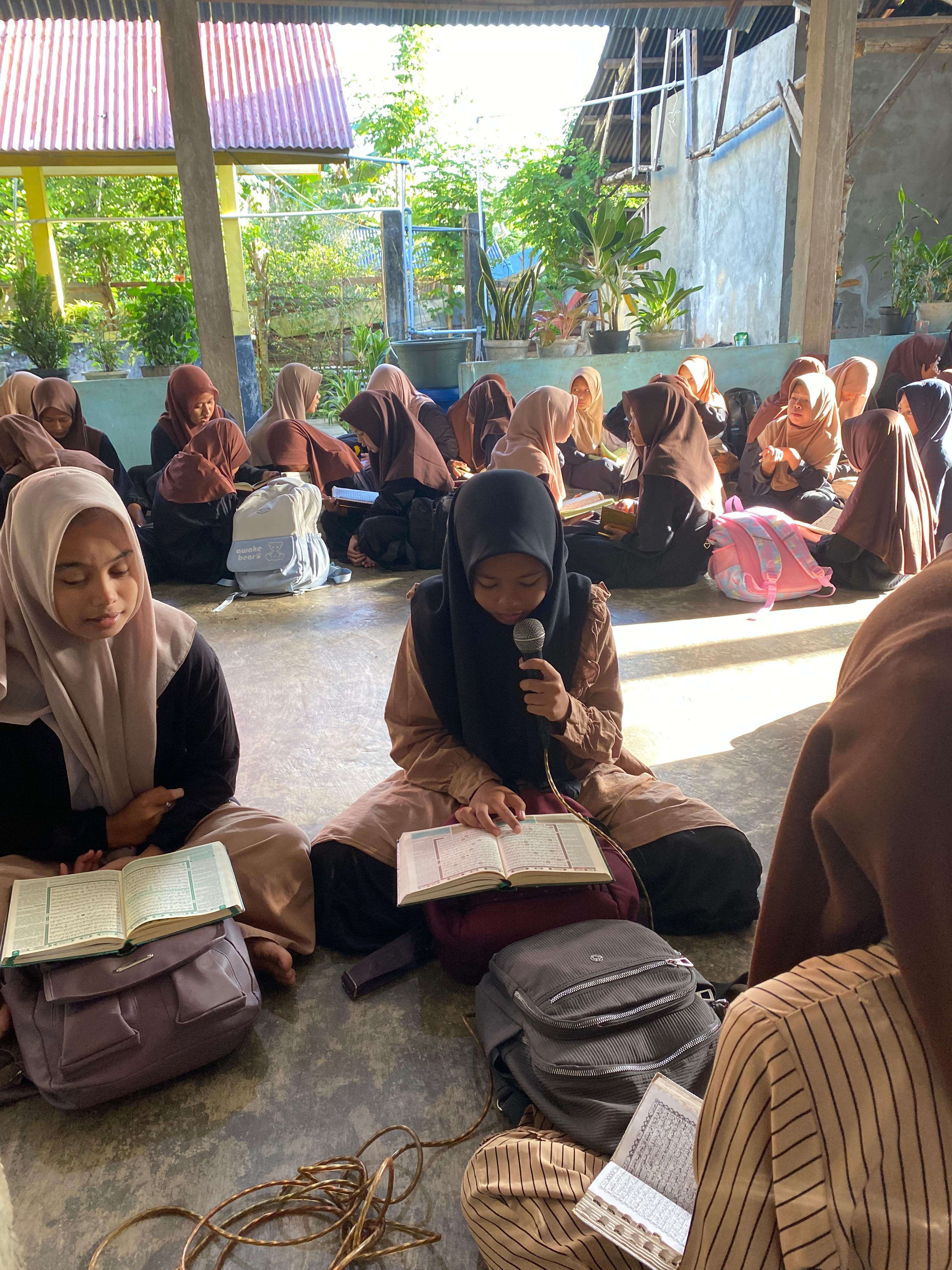 Ziarah Makam Pendiri Ponpes Nurul Qur'an 1447H